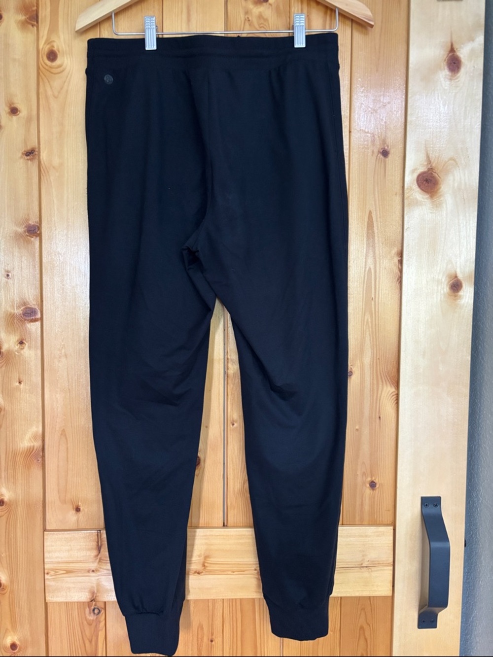 Zella Women’s Joggers Small S Black Soft EUC Pockets Athletic Pants Nordstrom - Picture 2 of 4